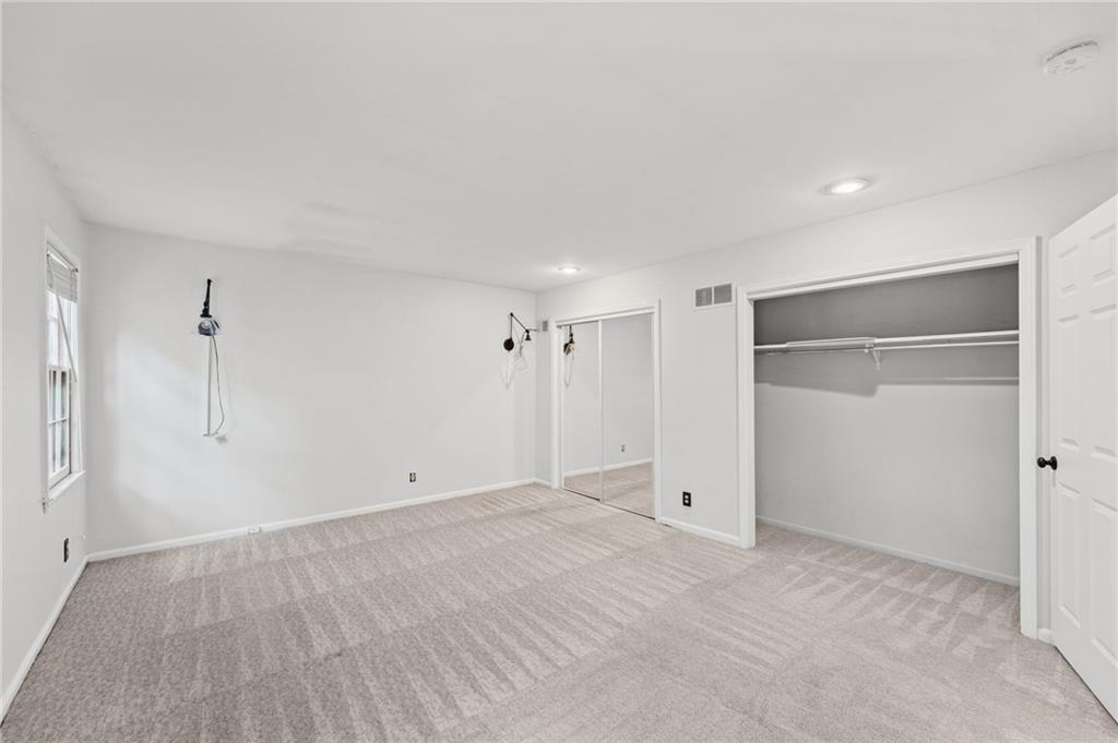 16042 Meadow Lane Drive