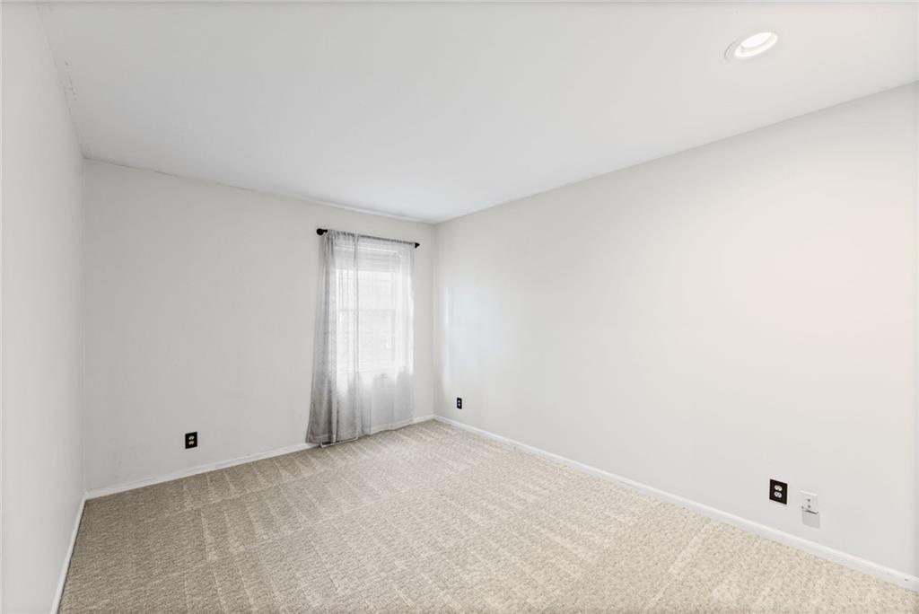 16042 Meadow Lane Drive