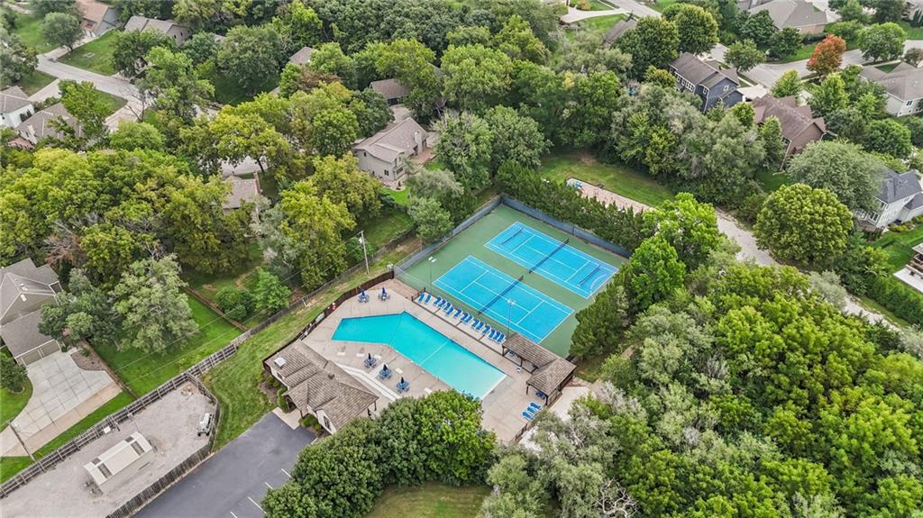 16042 Meadow Lane Drive