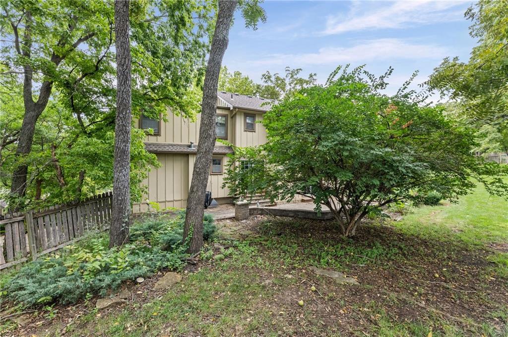 16042 Meadow Lane Drive