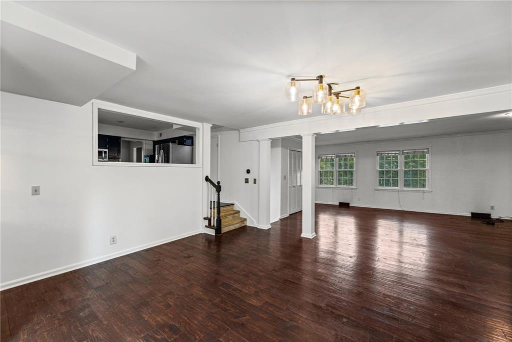 16042 Meadow Lane Drive