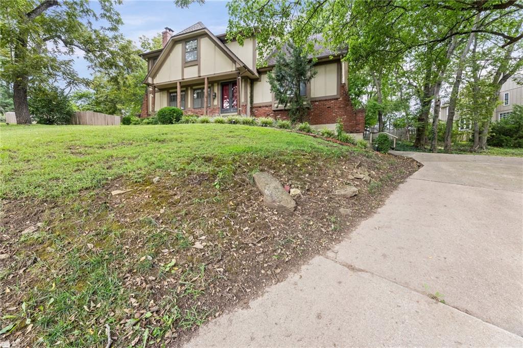 16042 Meadow Lane Drive