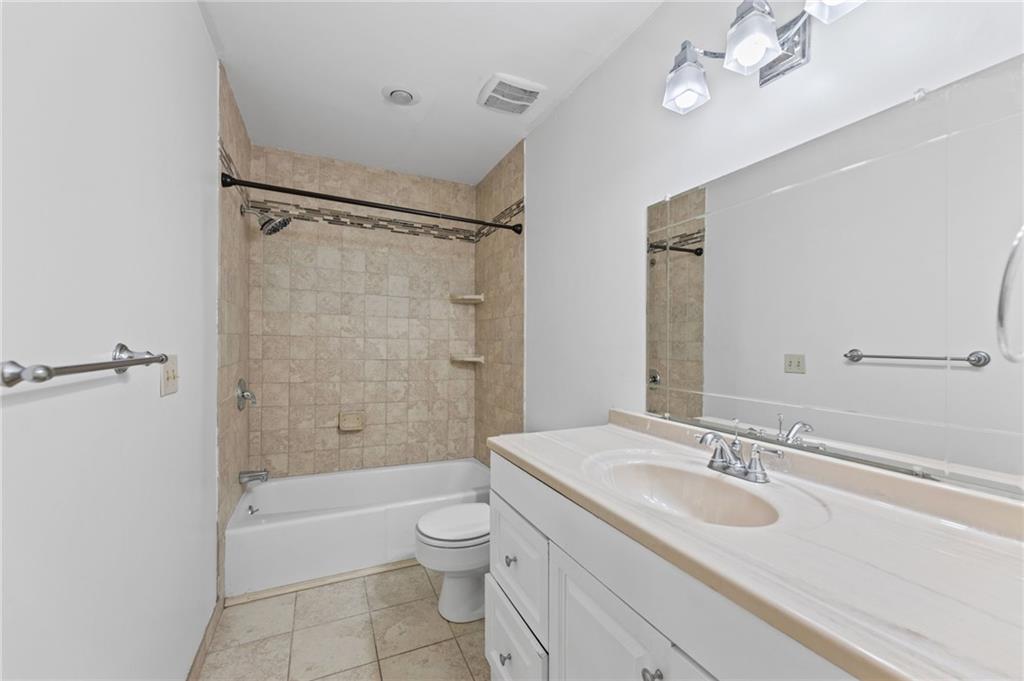 16042 Meadow Lane Drive