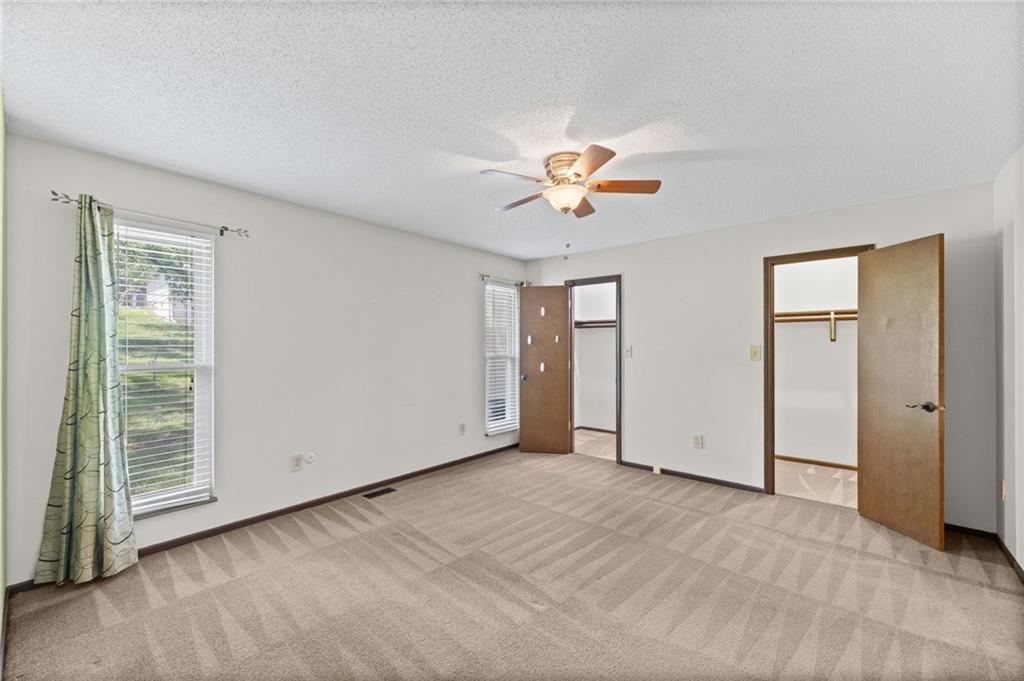 12218 Holmes Lane