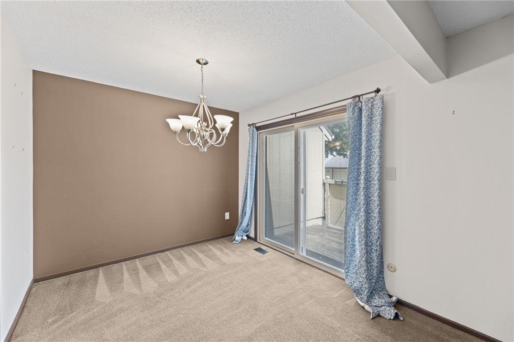 12218 Holmes Lane