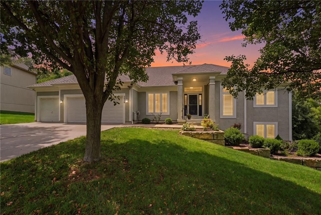 7650 Forest Park Drive