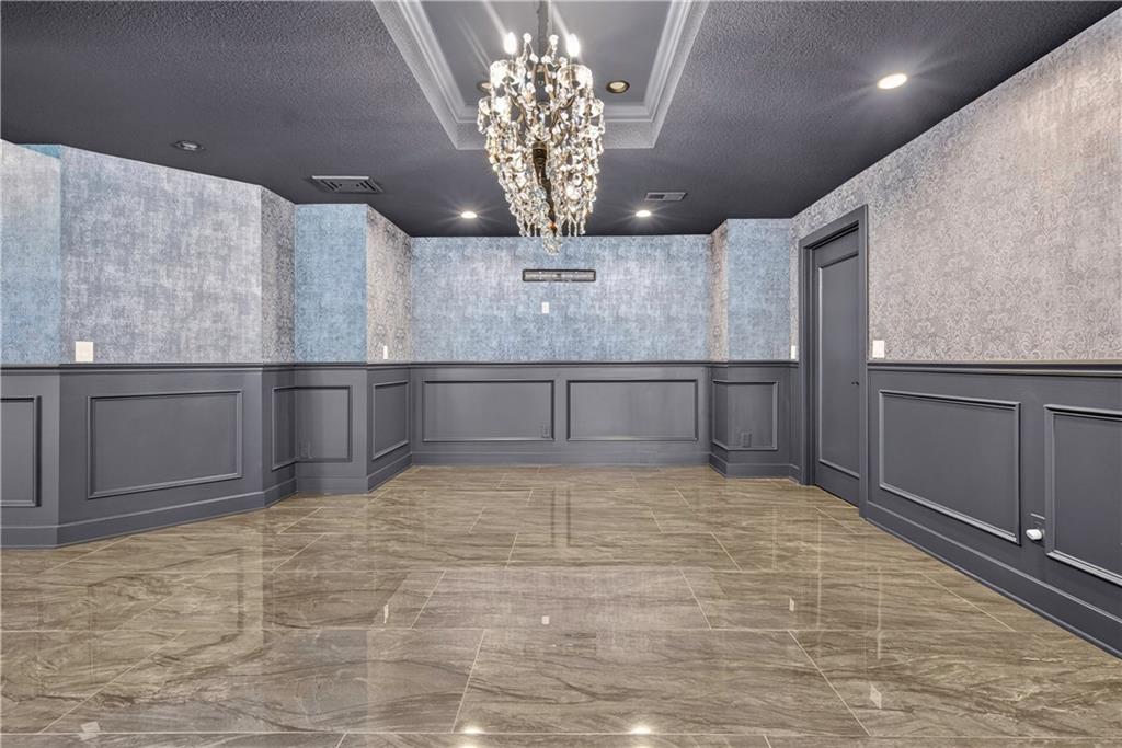 3805 W 123rd Street