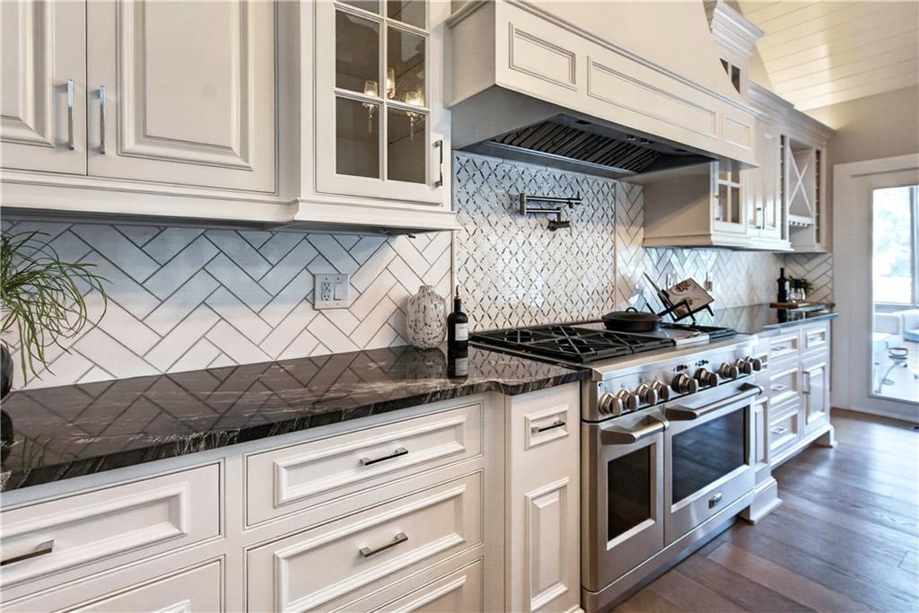 3805 W 123rd Street