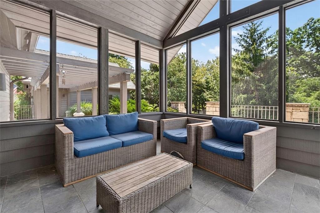 3805 W 123rd Street