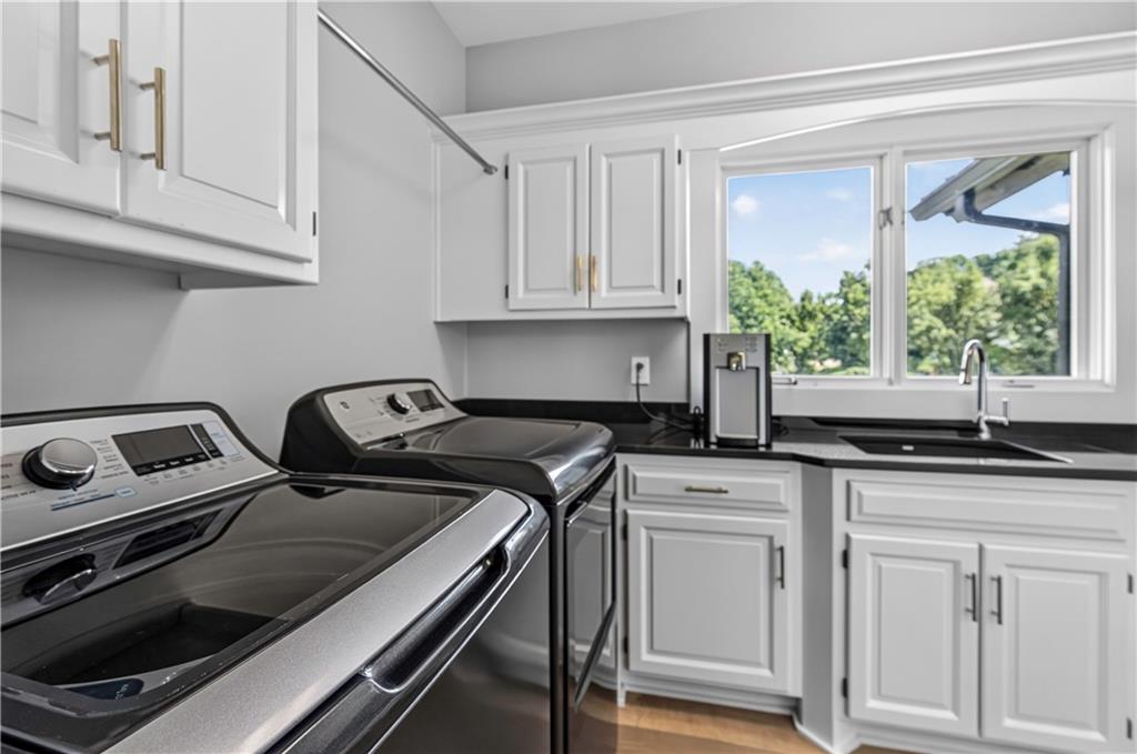 3805 W 123rd Street