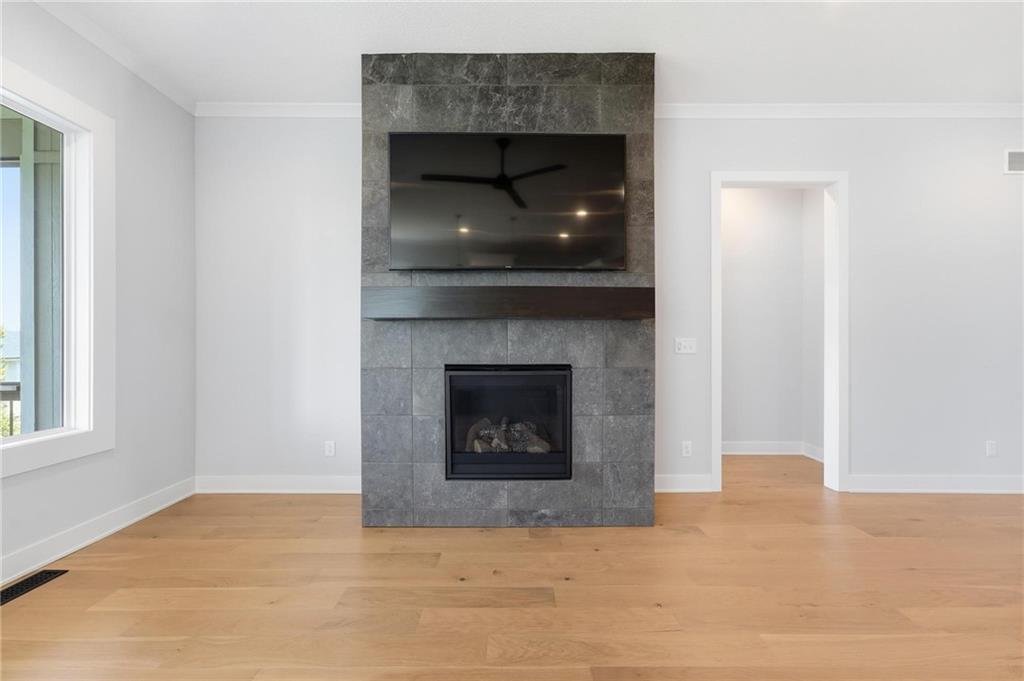 9436 Aurora Street