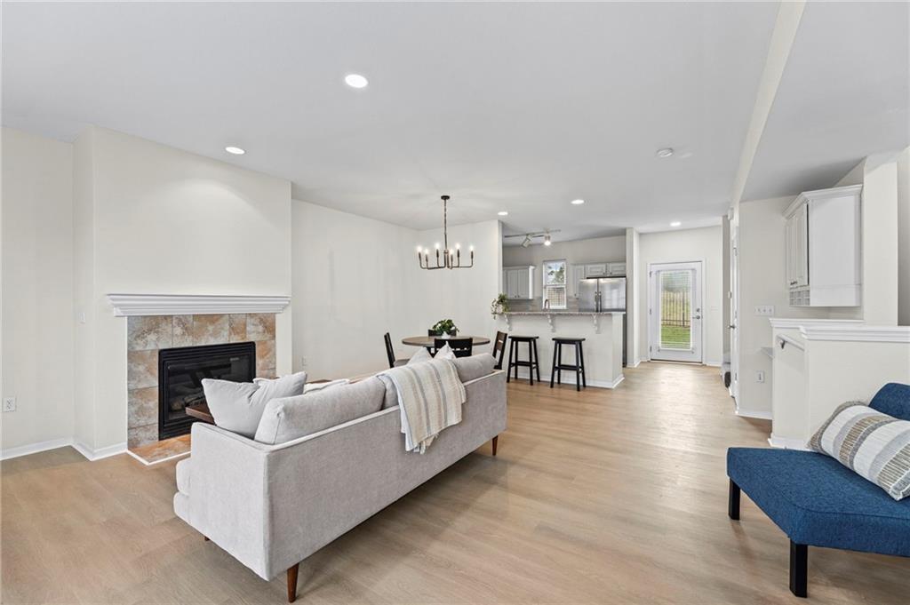 5245 Overland Drive Unit: B25