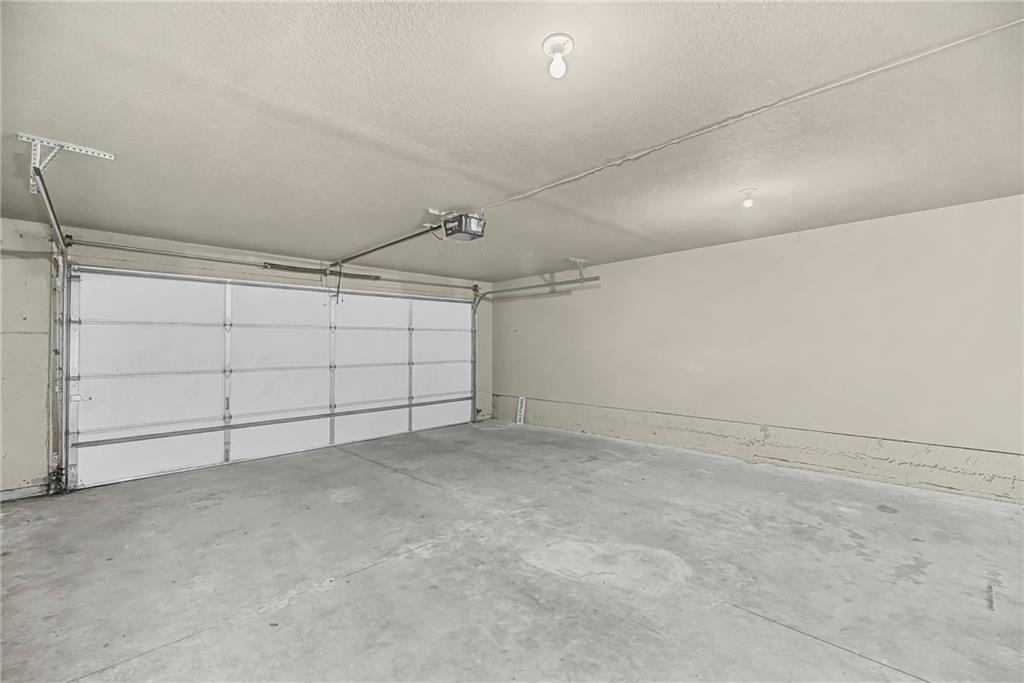 5245 Overland Drive Unit: B25