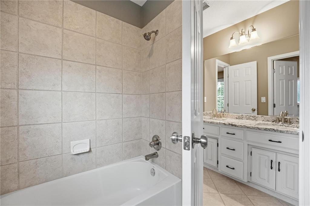 21221 W 81st Place