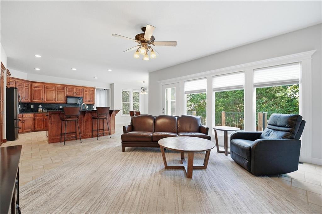 21221 W 81st Place