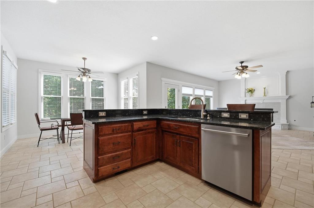 21221 W 81st Place