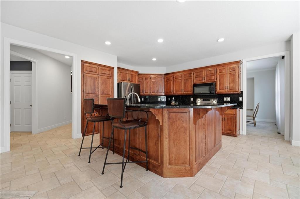 21221 W 81st Place
