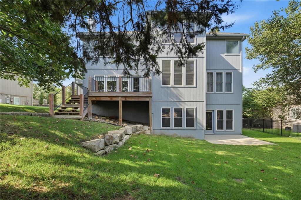 21221 W 81st Place