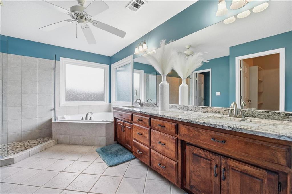 21221 W 81st Place