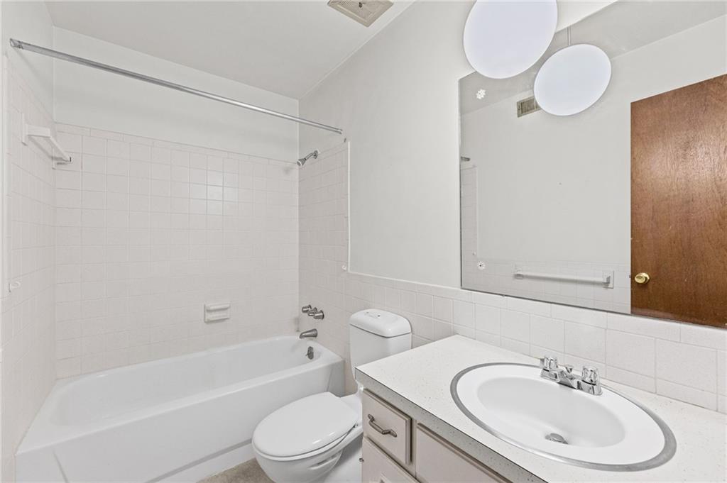 6559 W 49th Street