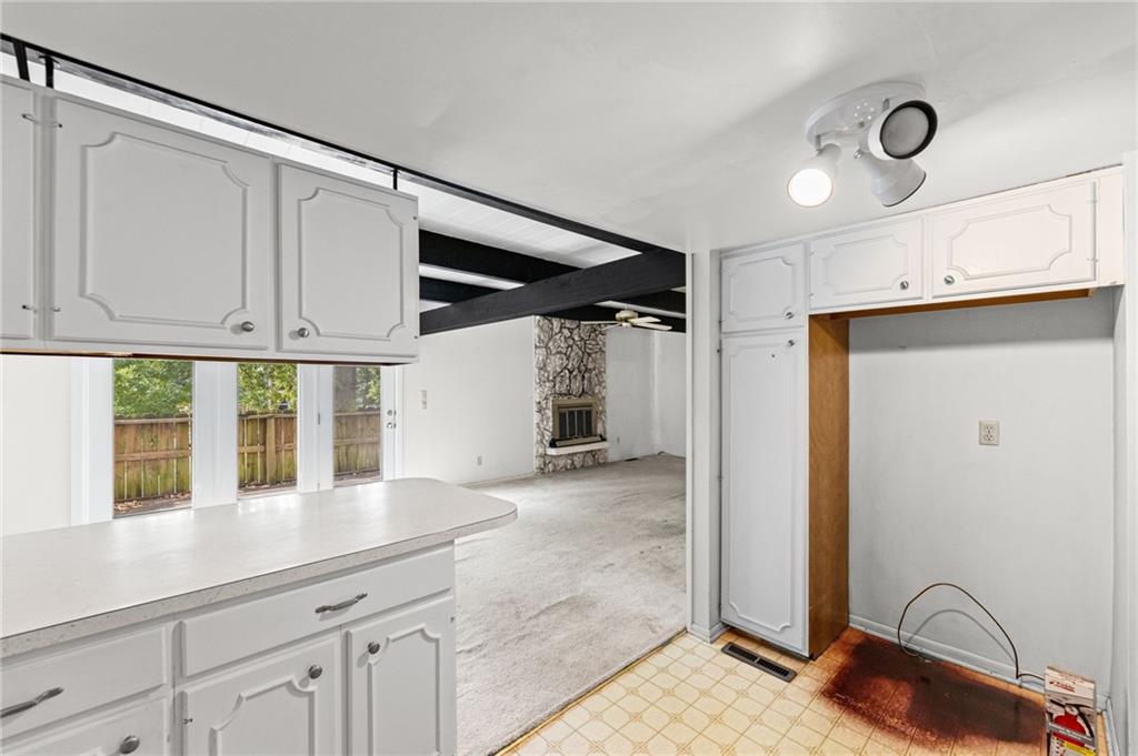 6559 W 49th Street