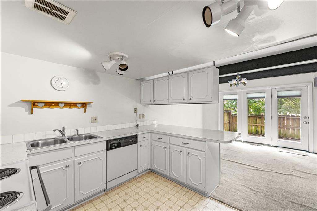 6559 W 49th Street