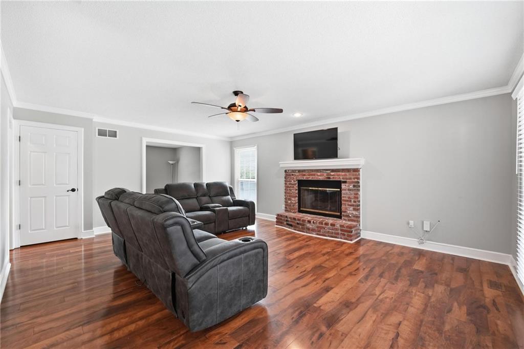 10612 Bluejacket Street
