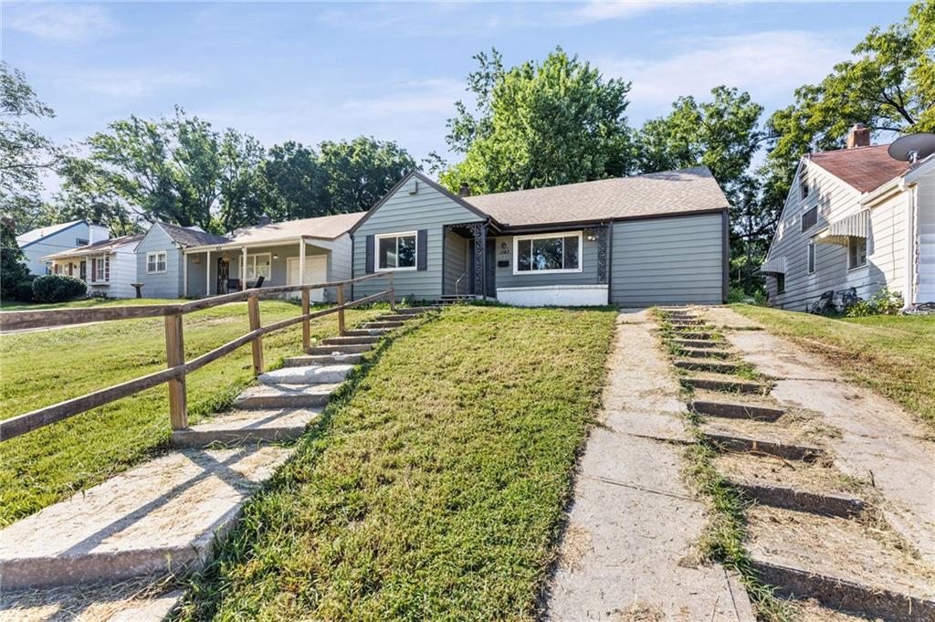 1143 E 65th Street
