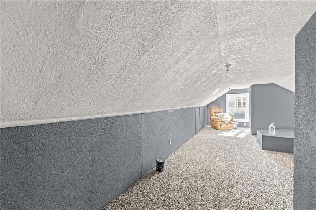 1143 E 65th Street