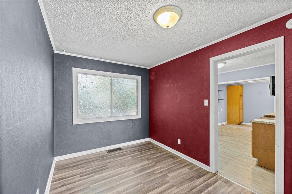 1143 E 65th Street