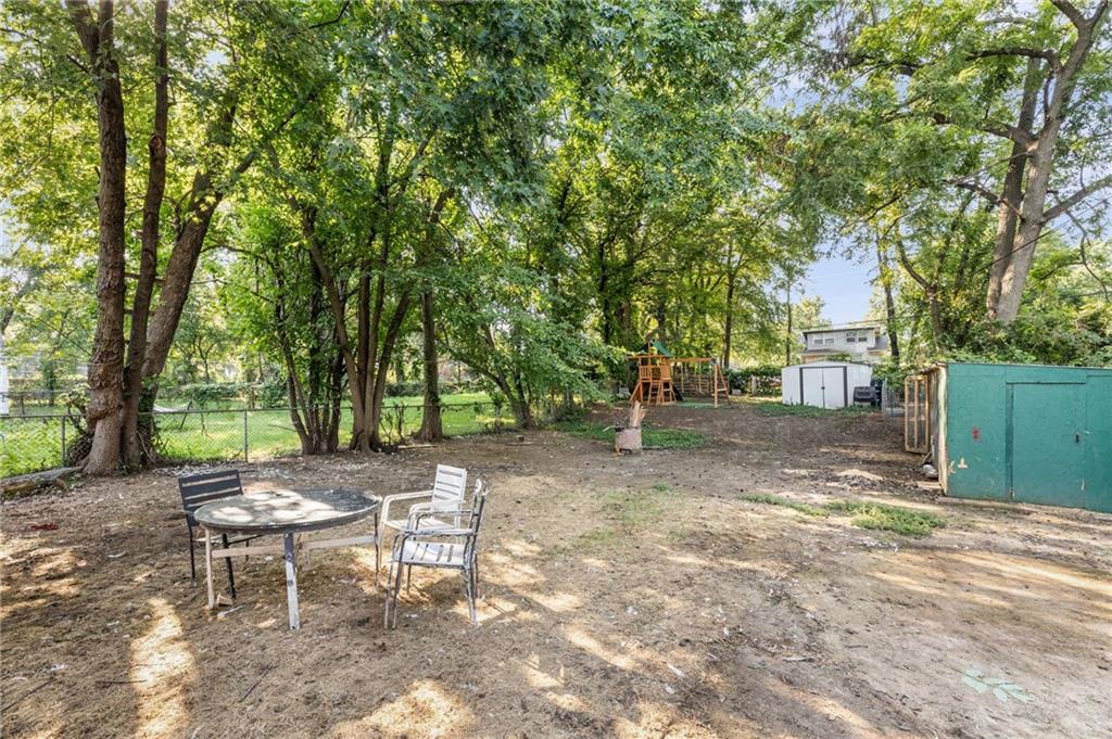 1143 E 65th Street