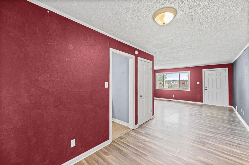 1143 E 65th Street