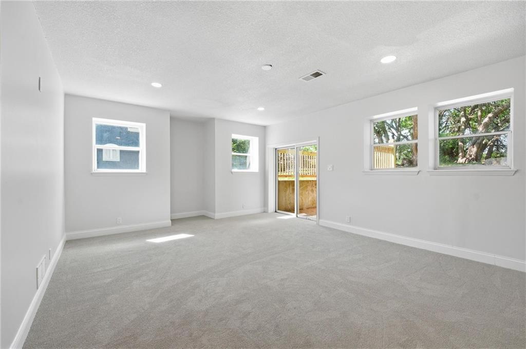 2634 SW Wintervalley Drive