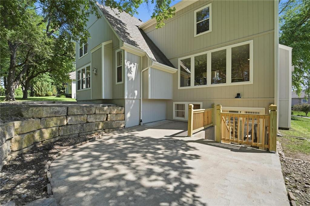 2634 SW Wintervalley Drive