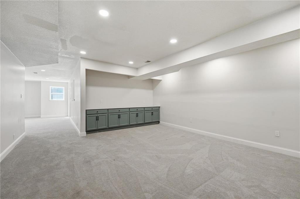 2634 SW Wintervalley Drive