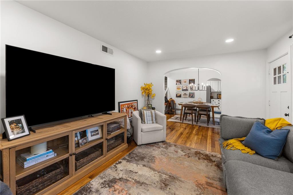 3231 Somerset Drive