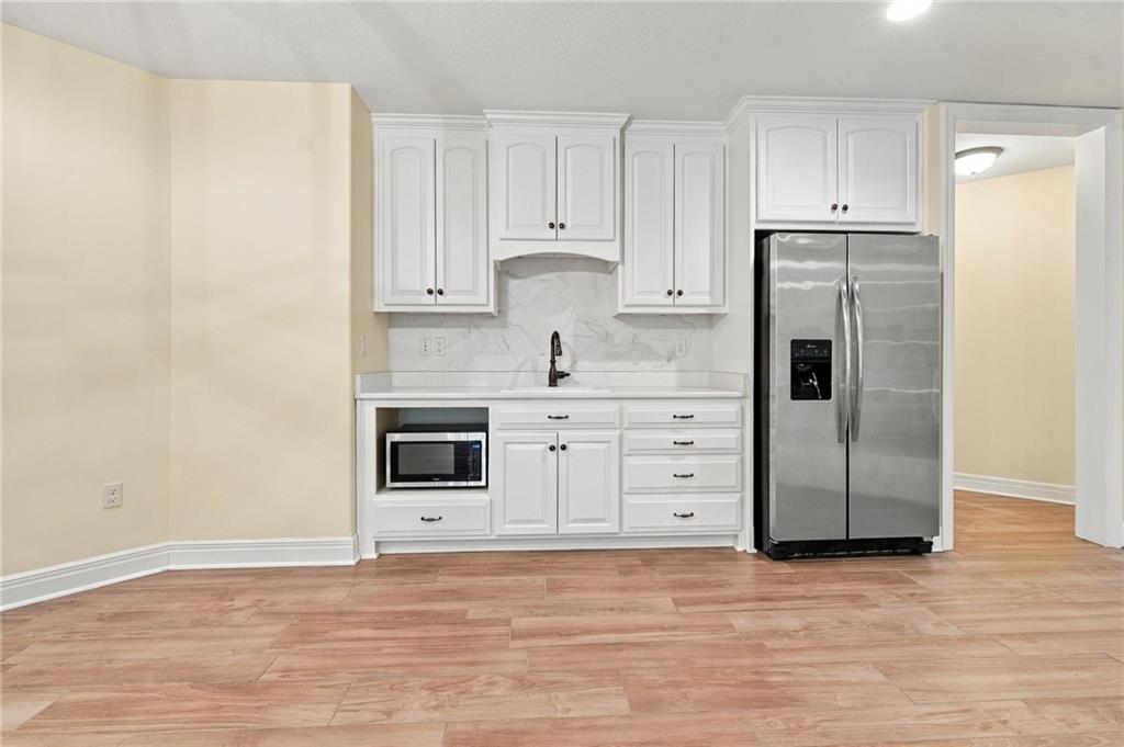 12301 W 150th Terrace