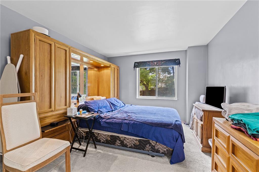 4550 Warwick Boulevard Unit: 207