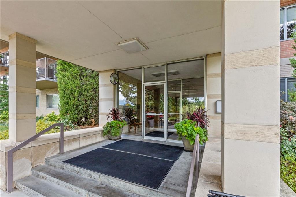 4550 Warwick Boulevard Unit: 207