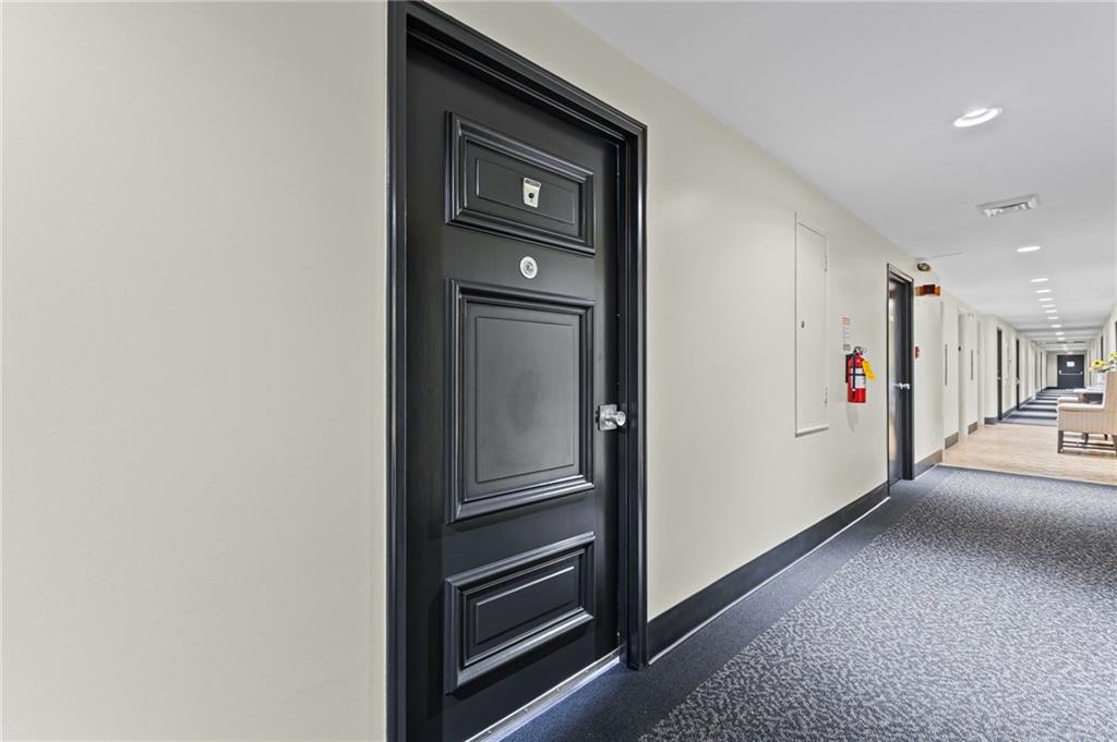 4550 Warwick Boulevard Unit: 207