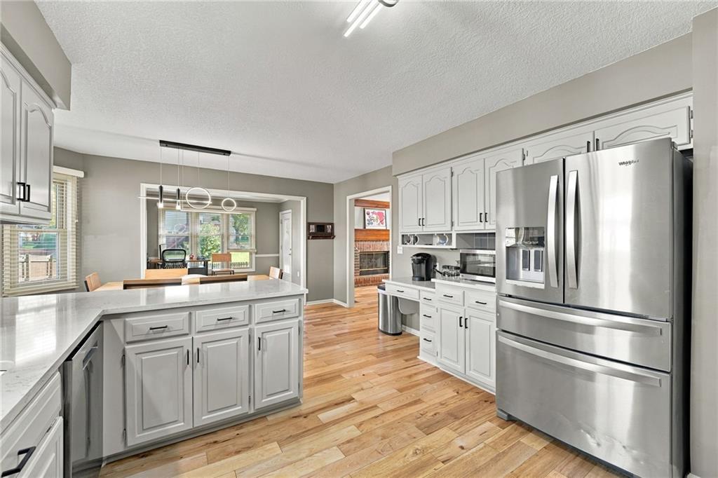 1809 E 155th Street