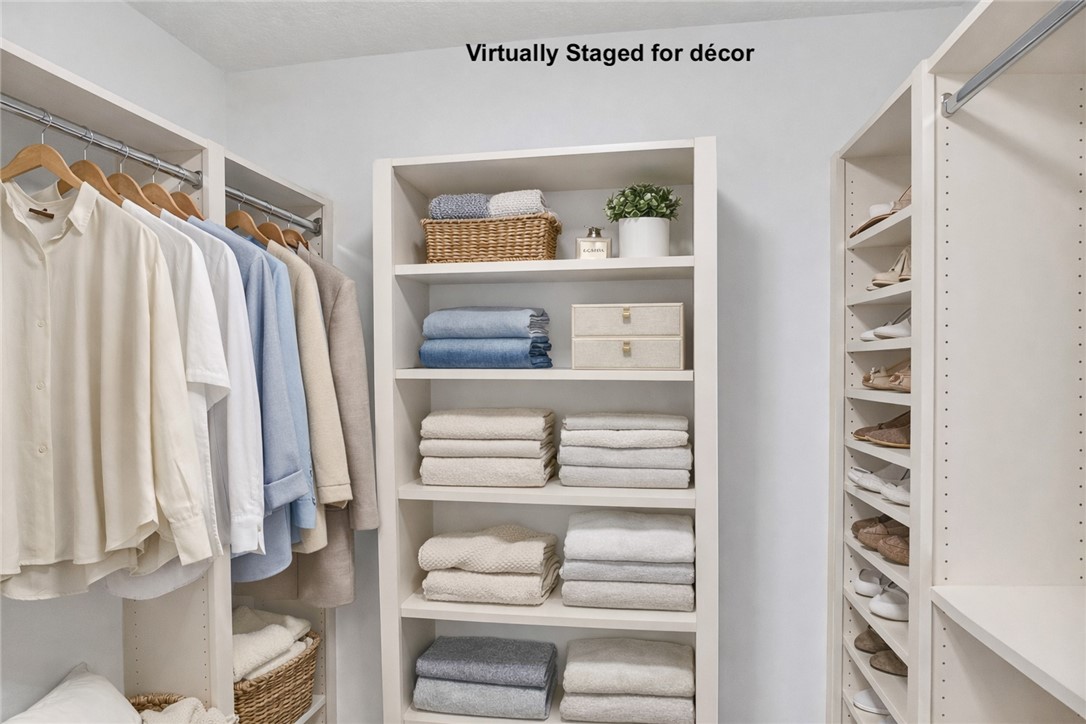 14 Harbour Isle Drive W PH 4