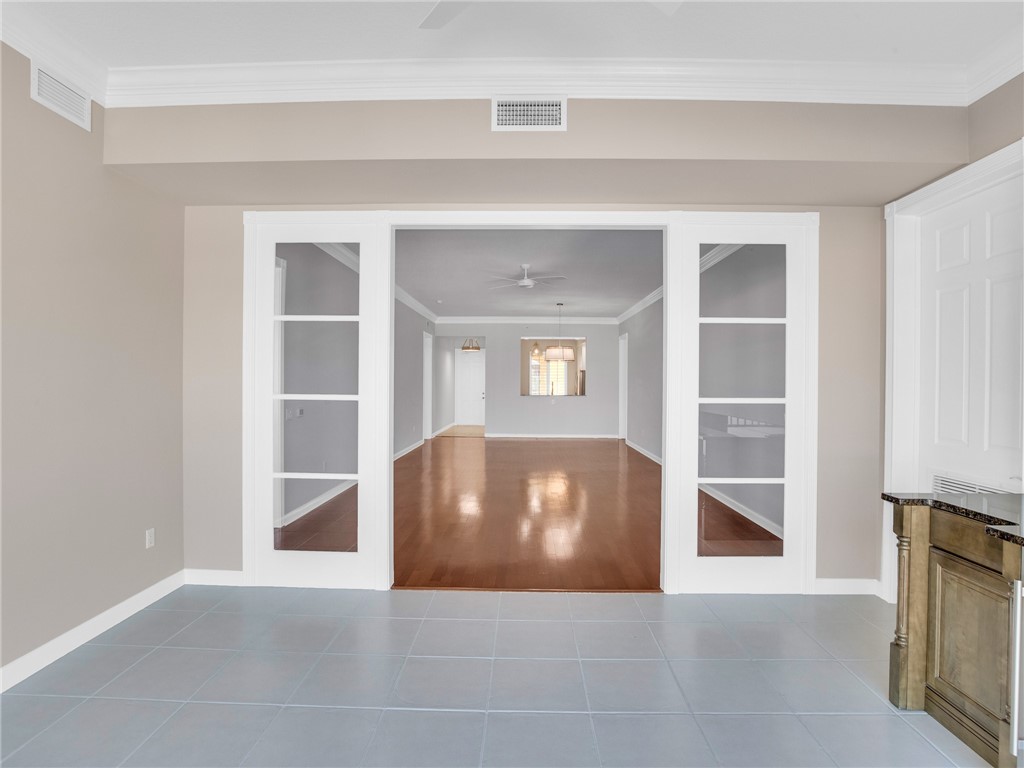 14 Harbour Isle Drive W PH 4