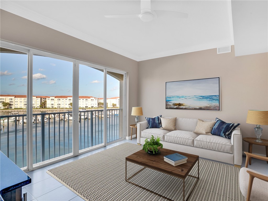 14 Harbour Isle Drive W PH 4