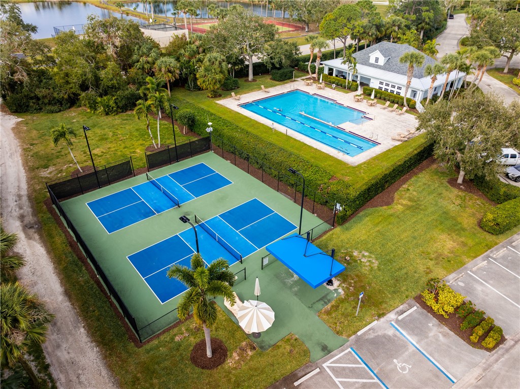 2340 Water Oak Court SW 211