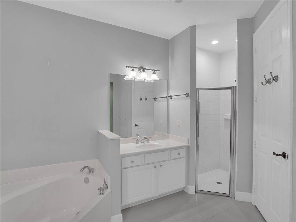 2340 Water Oak Court SW 211