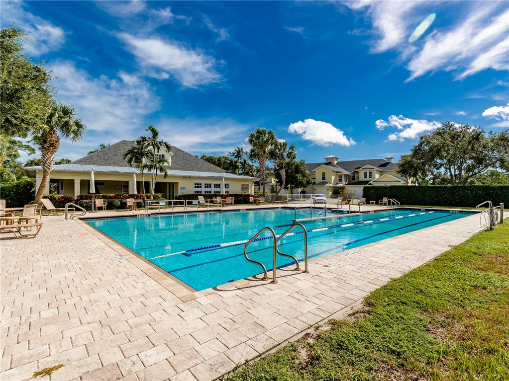 2340 Water Oak Court SW 211