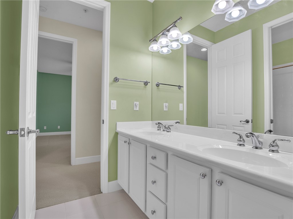 2340 Water Oak Court SW 211