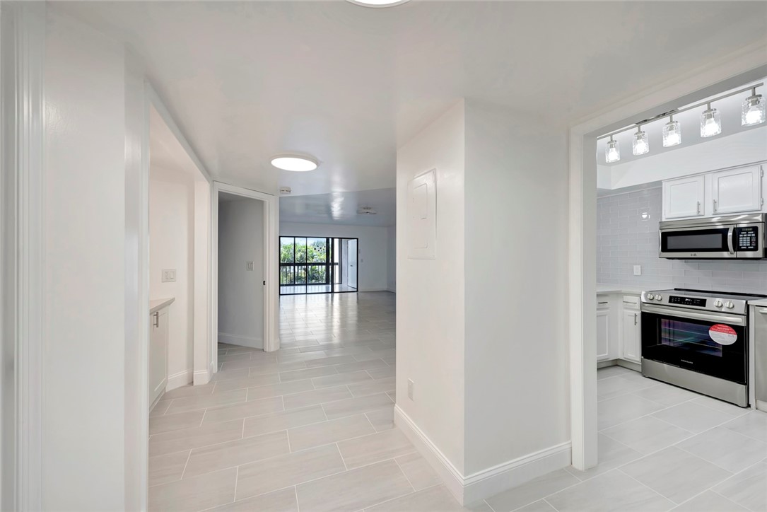 5101 Jimmy Buffett Memorial Highway 208