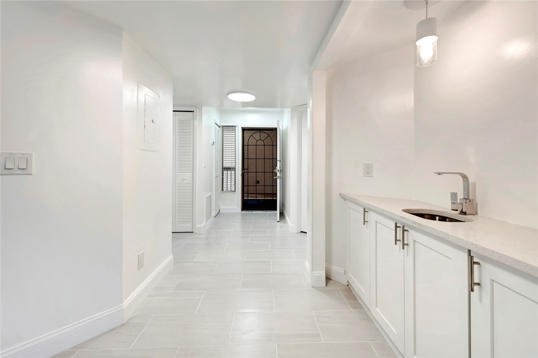 5101 Jimmy Buffett Memorial Highway 208